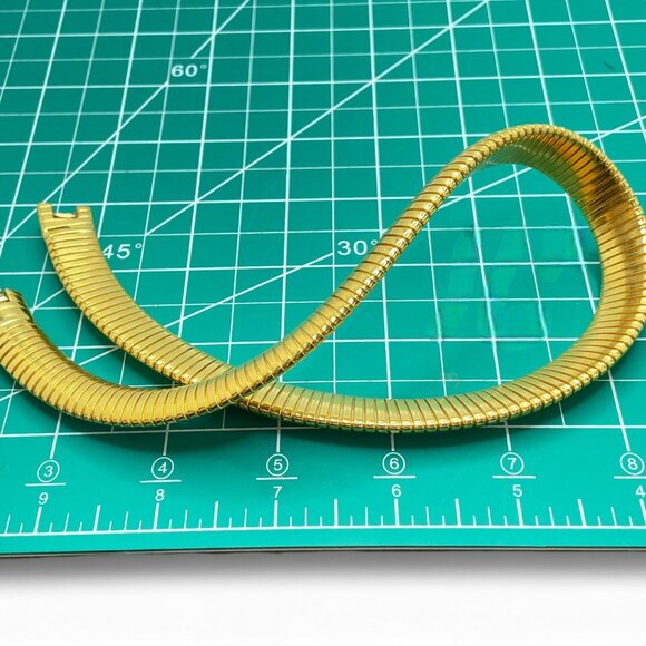Vintage ELLEN KIAM Gold Tone Gaspipe Choker Necklace Flexible Snake Chain Runway - Picture 10 of 10